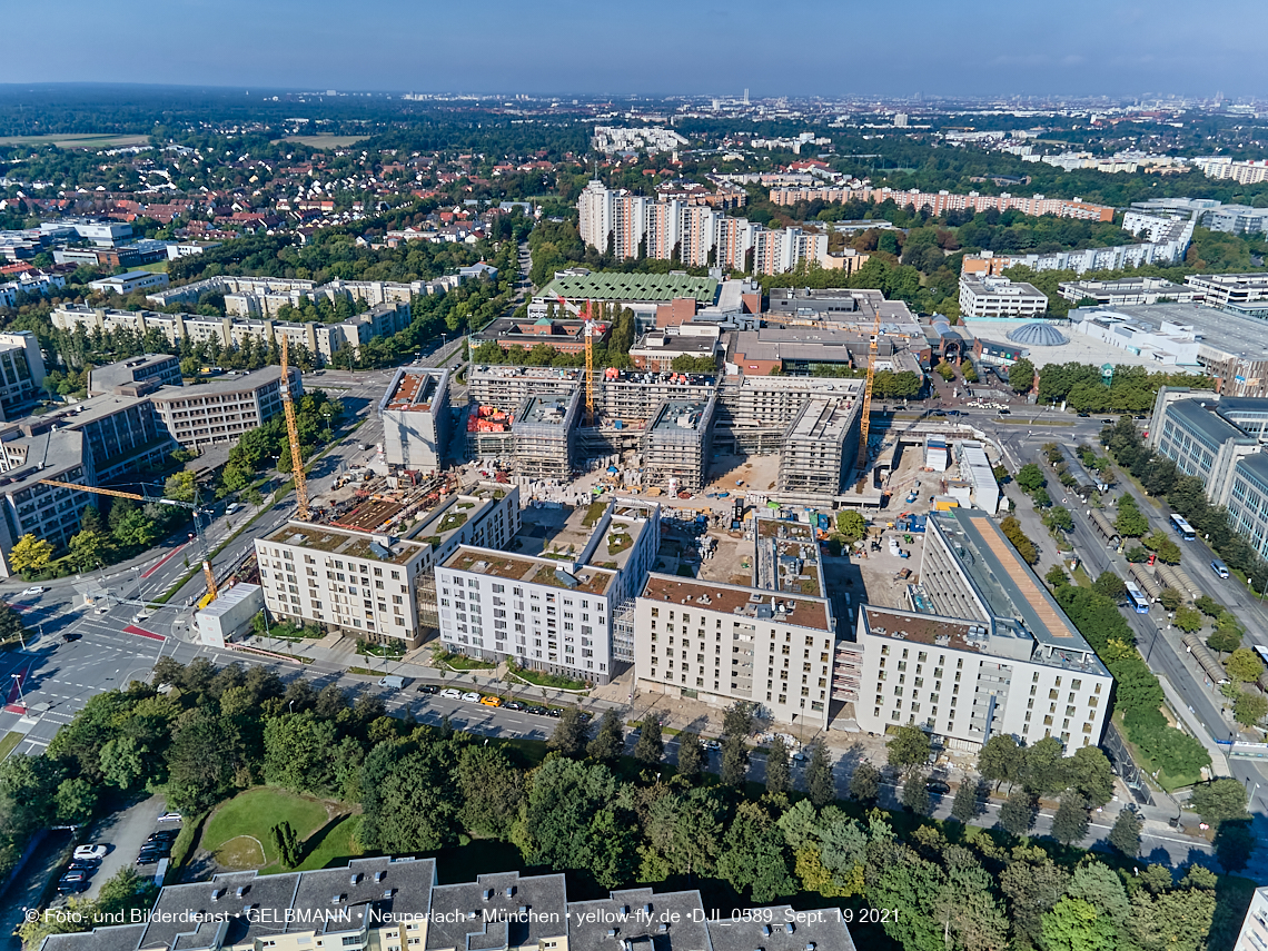 19.09.2021 - Perlach Plaza und Umgebung in Neuperlach 